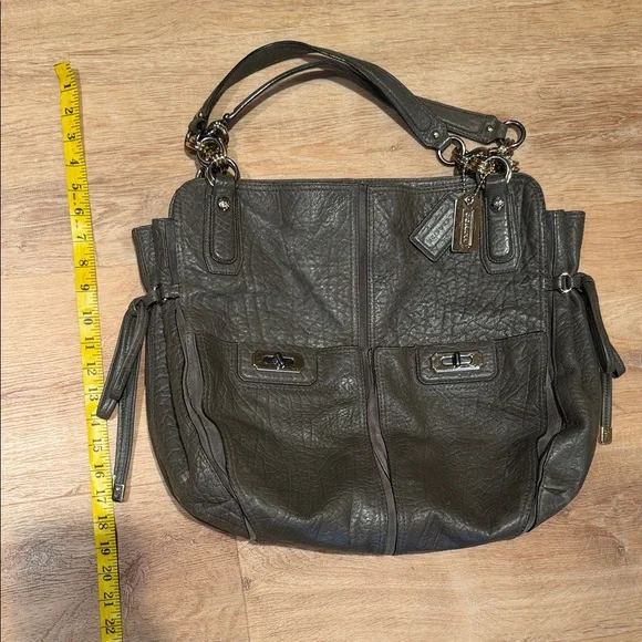 Coach Leather Shoulder Bag with Chain Handles - Picture 5 of 6